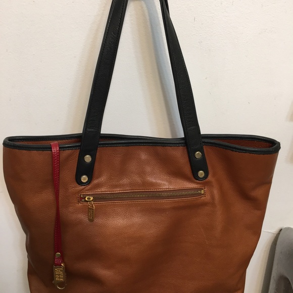 Laudi Vidni Leather Handbag - Picture 14 of 16